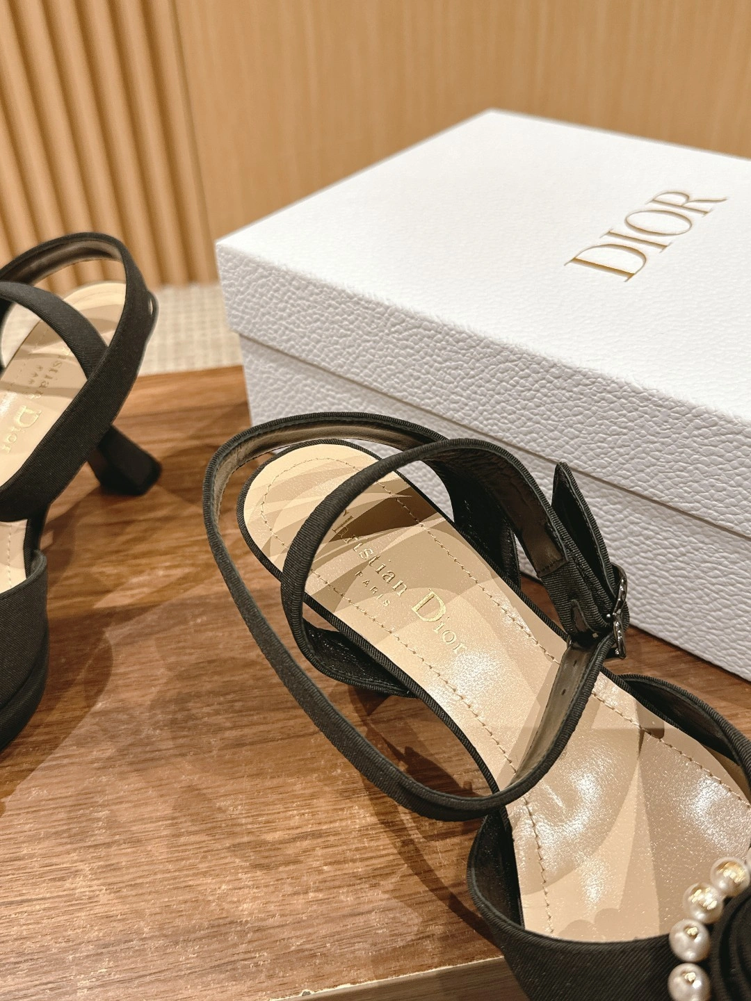 COCO-- KDV124GGN_S55X sheepskin item:D-X032C1418