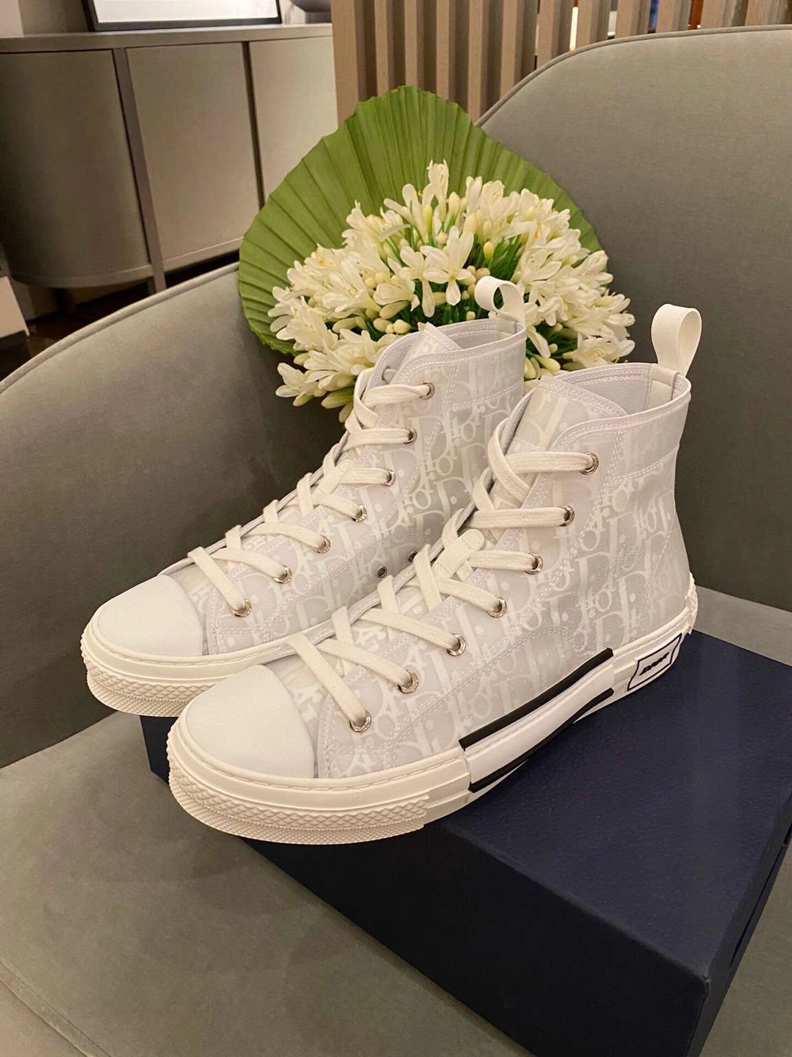 &COCO-- Low top shoes high-tops high quality sneaker item : 03X42C3128