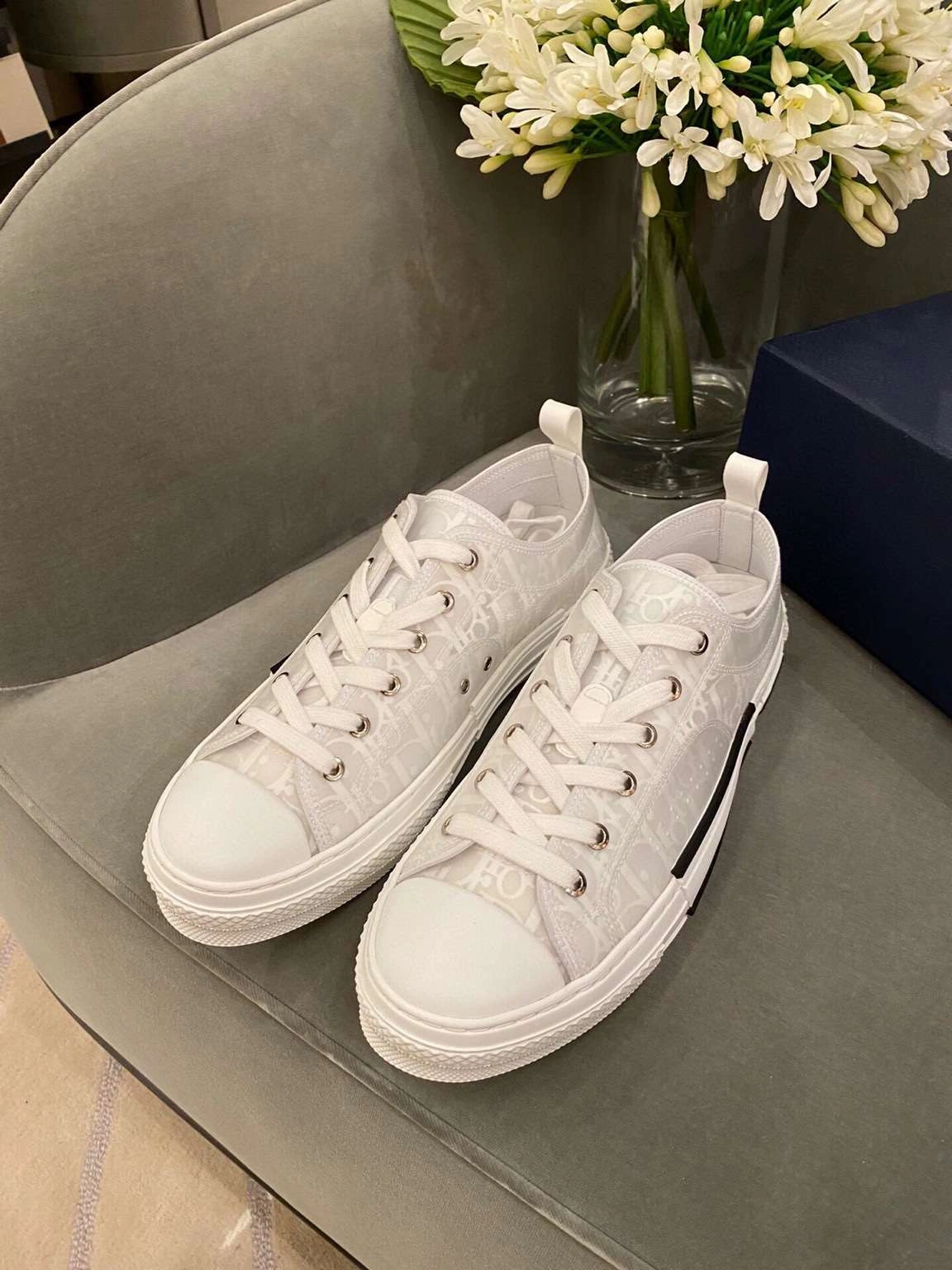 &COCO-- Low top shoes high-tops high quality sneaker item : 03X42C3128