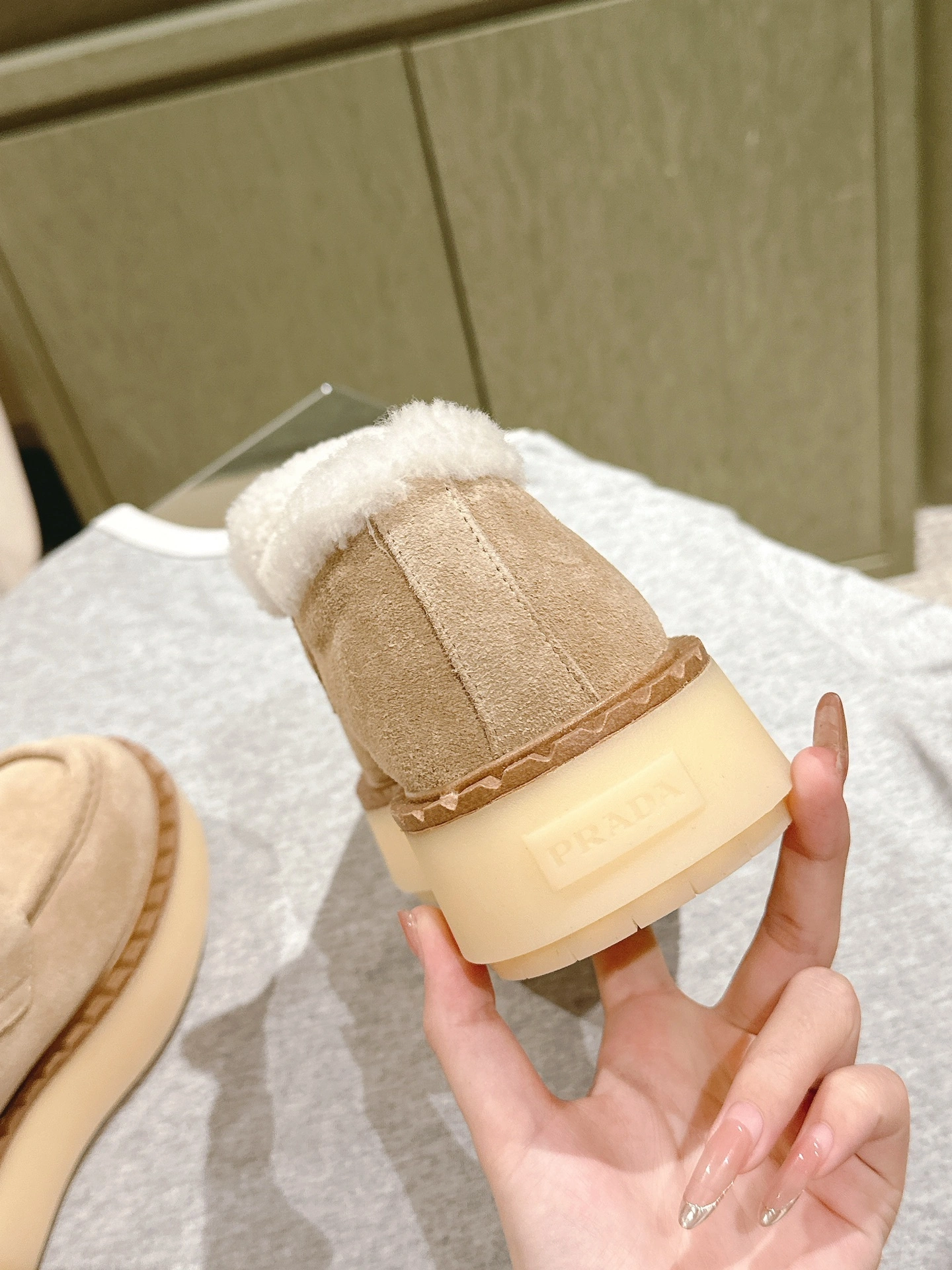 COCO-- Pr141 1D717N_FZG5_0X0OF_0_379 wool item：E-X362I0616