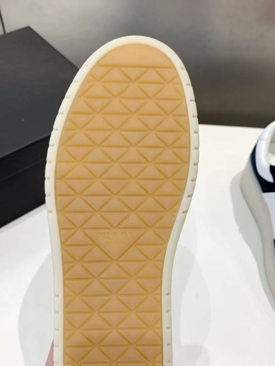 COCO-- Pr141 1E792M_DF05_0Y5TF_0_944 sheepskin cowhide item:E-X230F2630