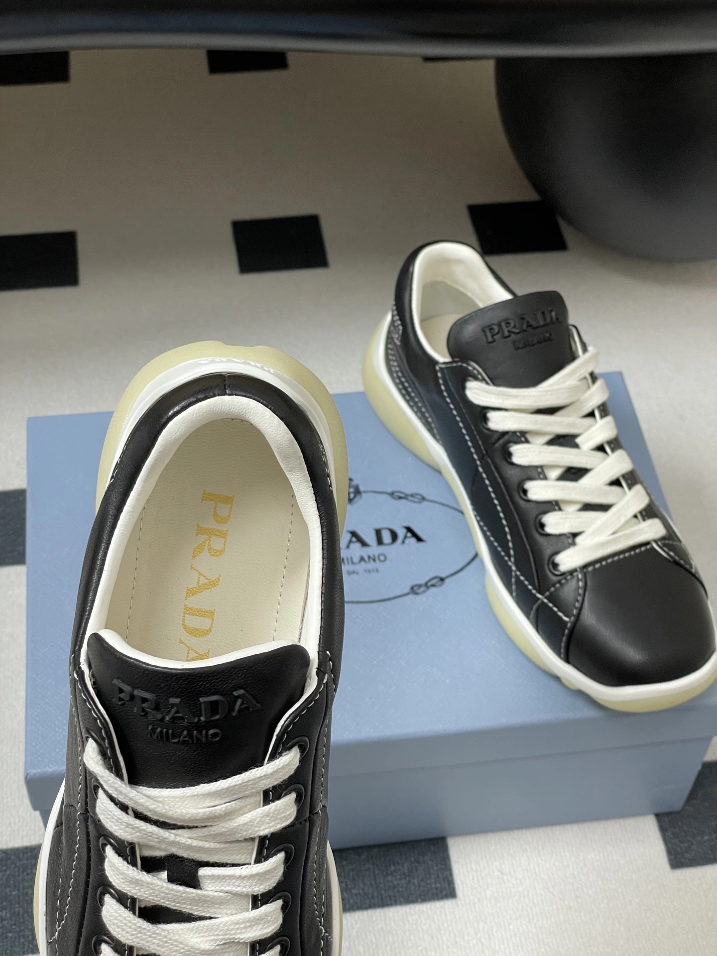 COCO-- Pr141 1E942N_F025_038_F0632女 sheephide item：E-X02I1022