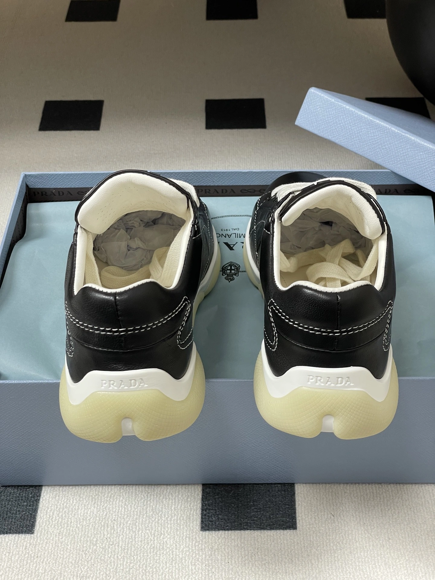 COCO-- Pr141 1E942N_F025_038_F0632女 sheephide item：E-X02I1022