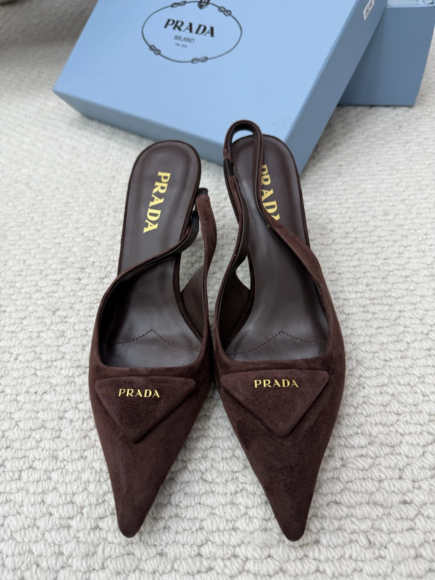 COCO-- Pr141 1I901M_008_F0003_F_DD75 sheepskin item:F-X362B0246B