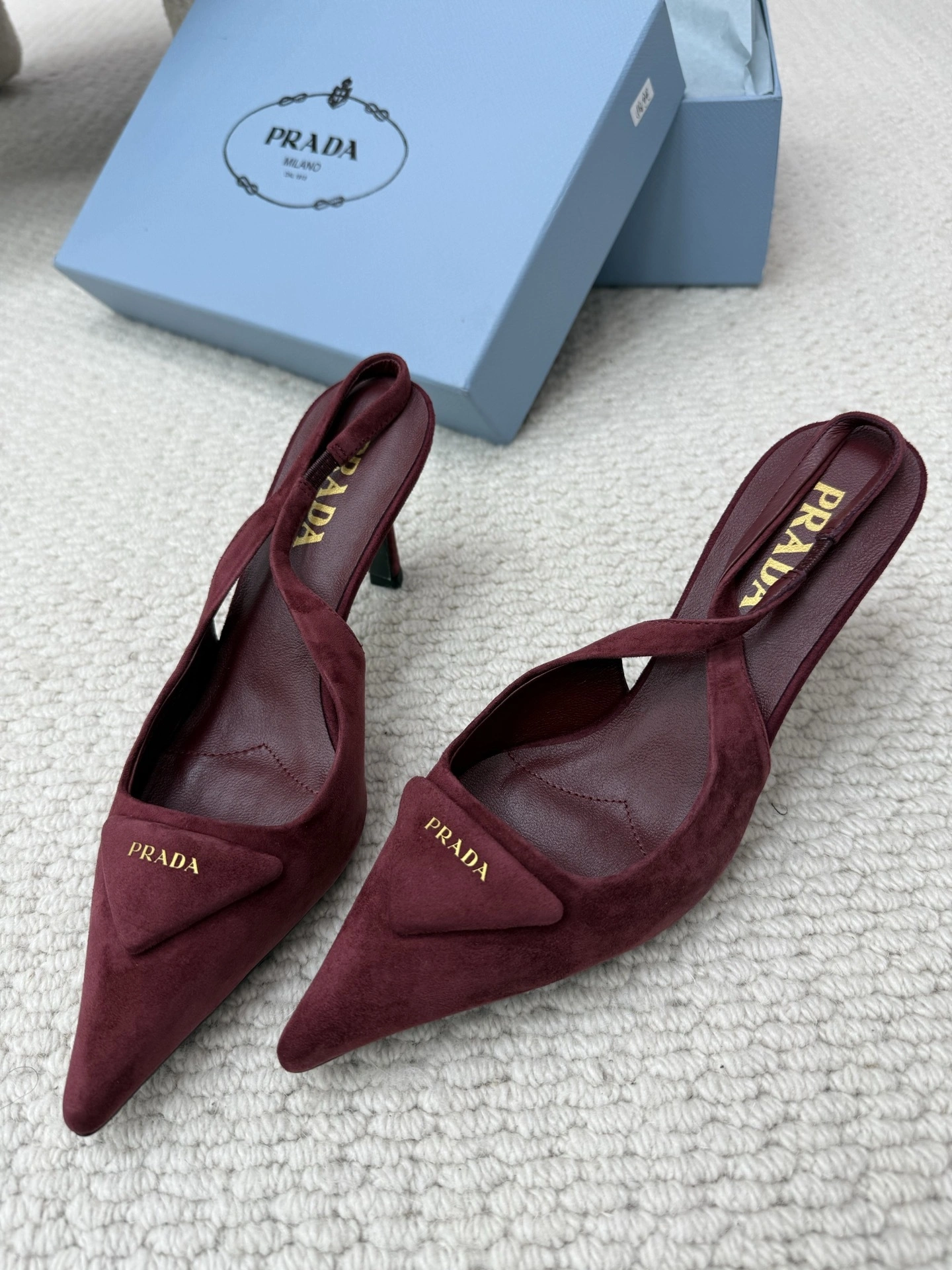 COCO-- Pr141 1I901M_008_F0007_F_DD75 sheepskin item:F-X362B0245B