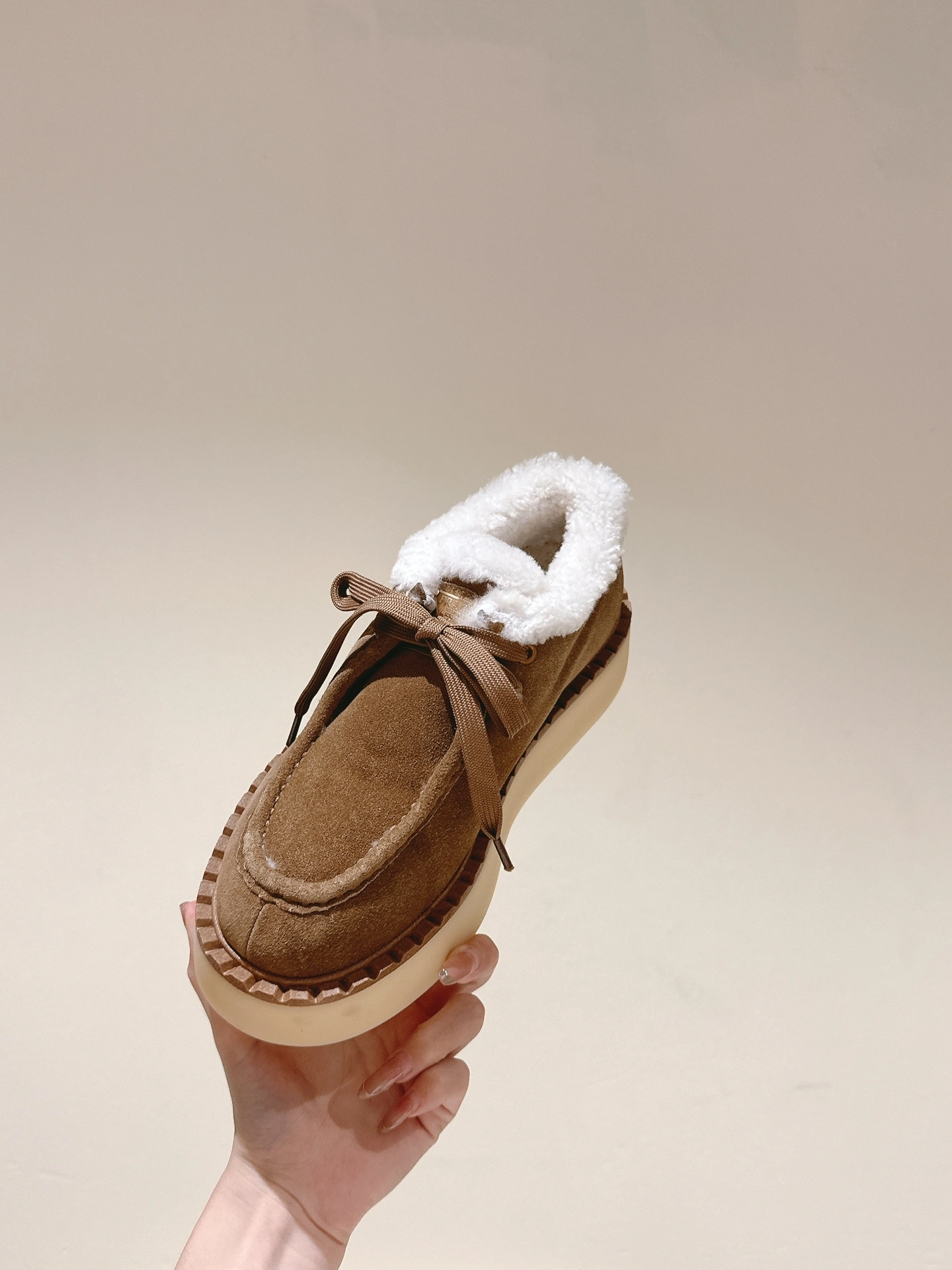 COCO-- Pr141 1T716N_FZG_50X0O wool item：E-X362I0618