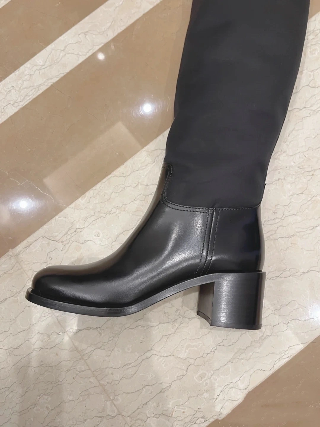 COCO-- Pr141 1W411M_3LFU_F0002_F_055 cowhide item:D-X000H2206