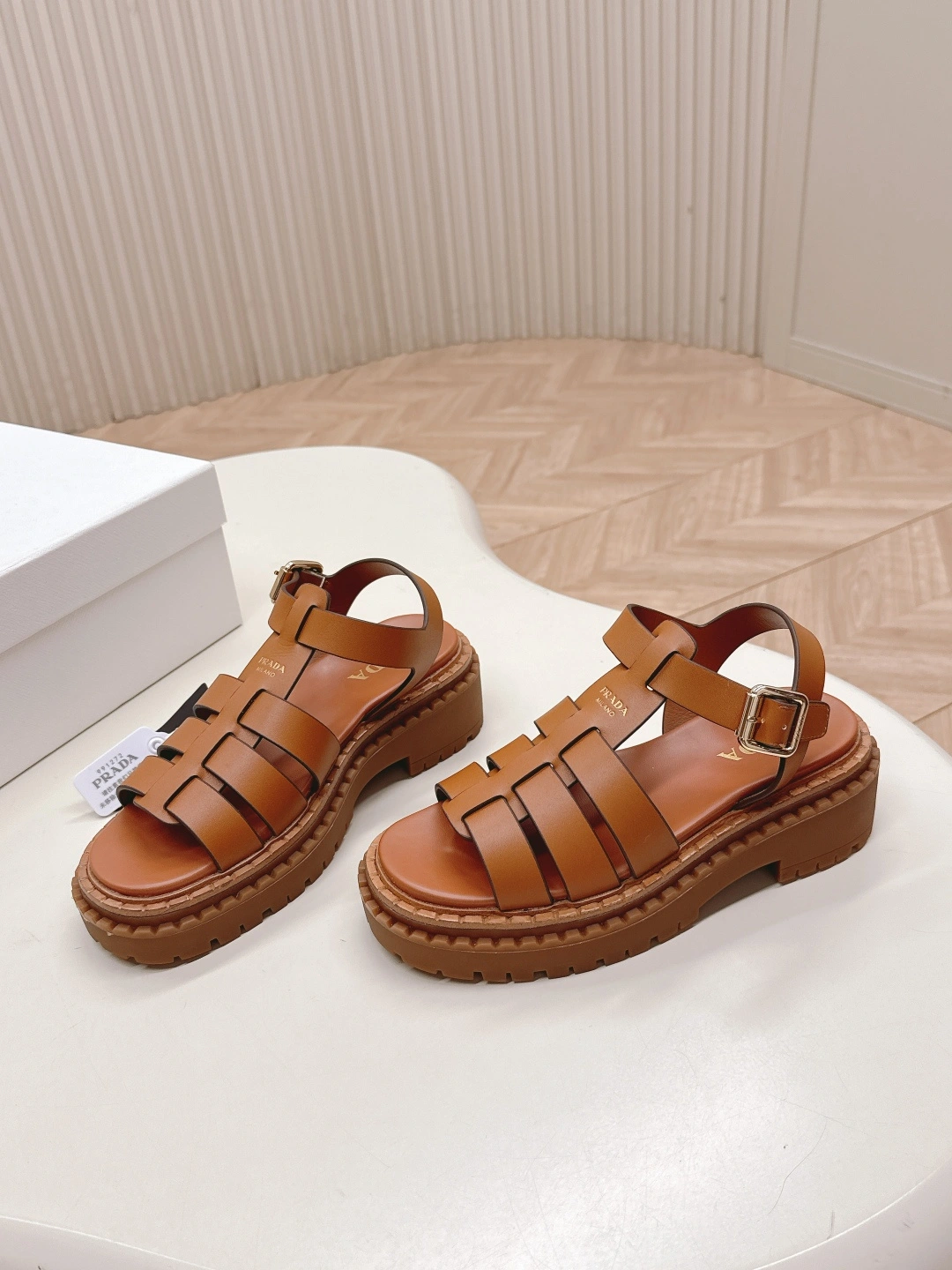 COCO-- Pr141 1X923N_7V6_F0R1R_F_A055 cowhide item:F-X362B0237B