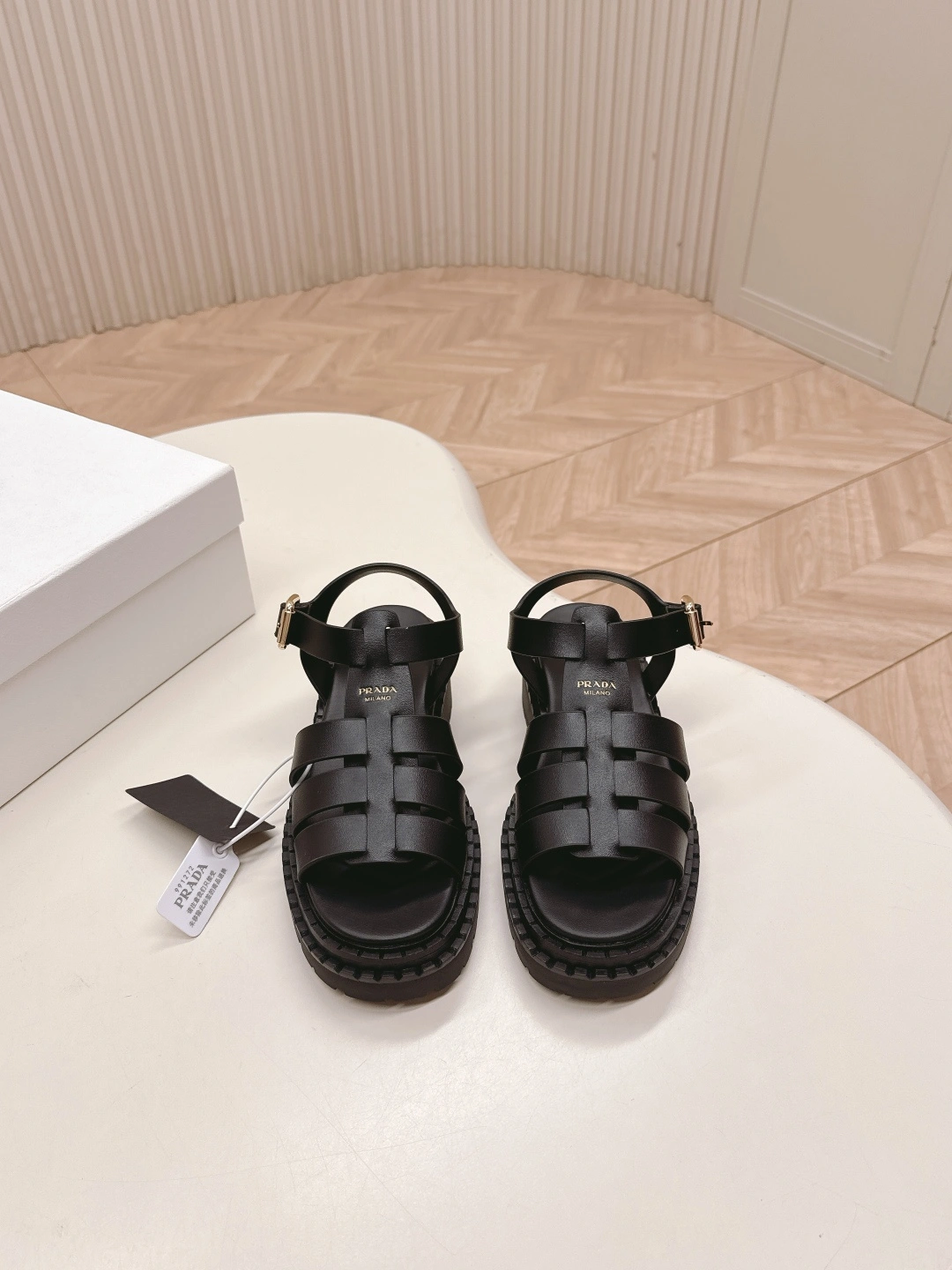 COCO-- Pr141 1X923N_7V6_F_A055black cowhide item:F-X362B0236B
