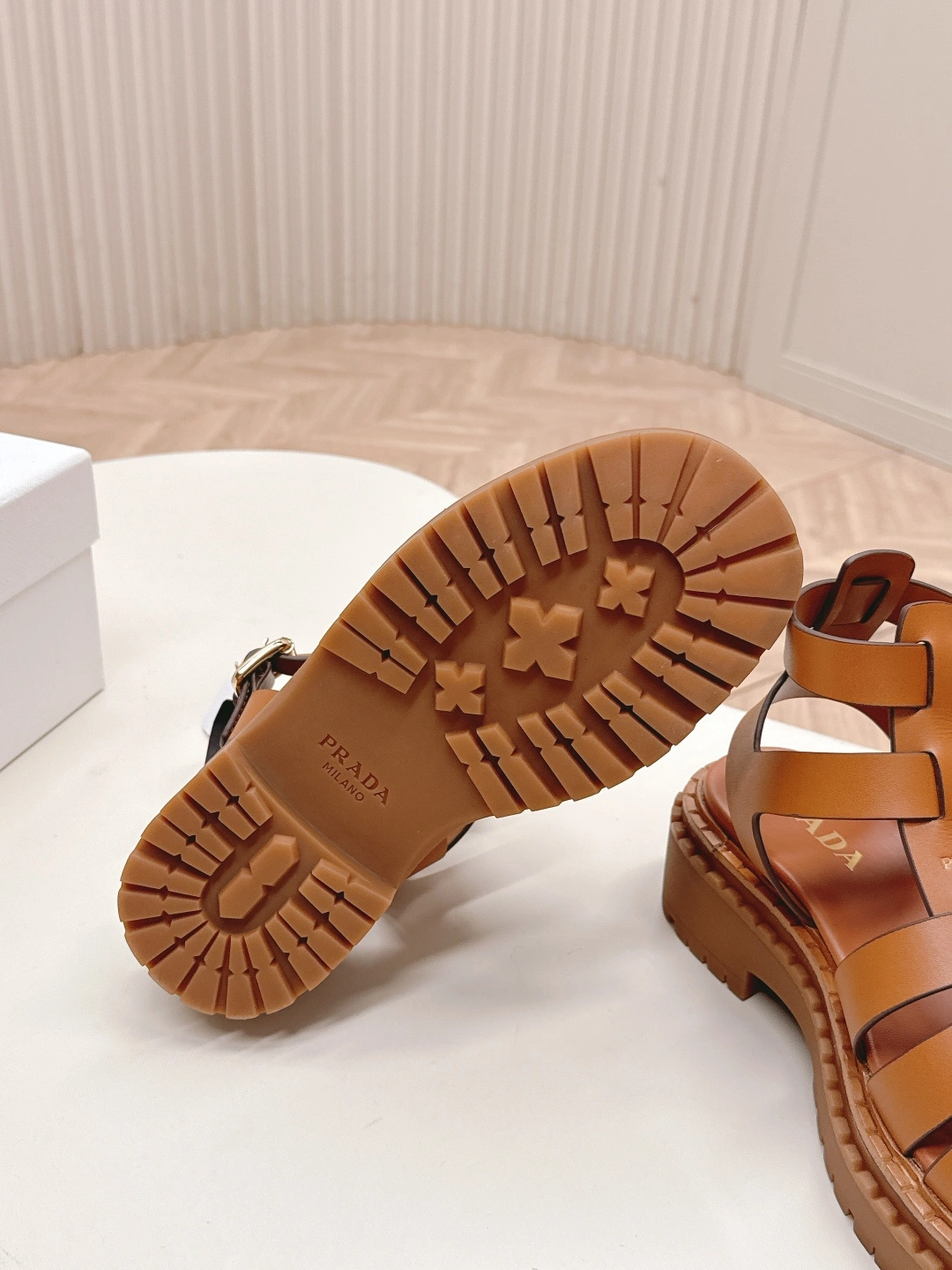 COCO-- Pr141 1X924N_7V6_F0R1R_F_A055 cowhide item:F-X362B0234B