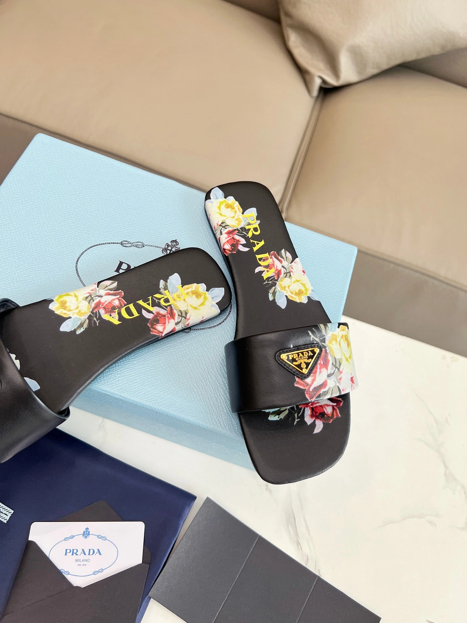 COCO-- Pr141 1XX355_3LPE_F0002_F_D005 sheepskin item:D-X000H2839