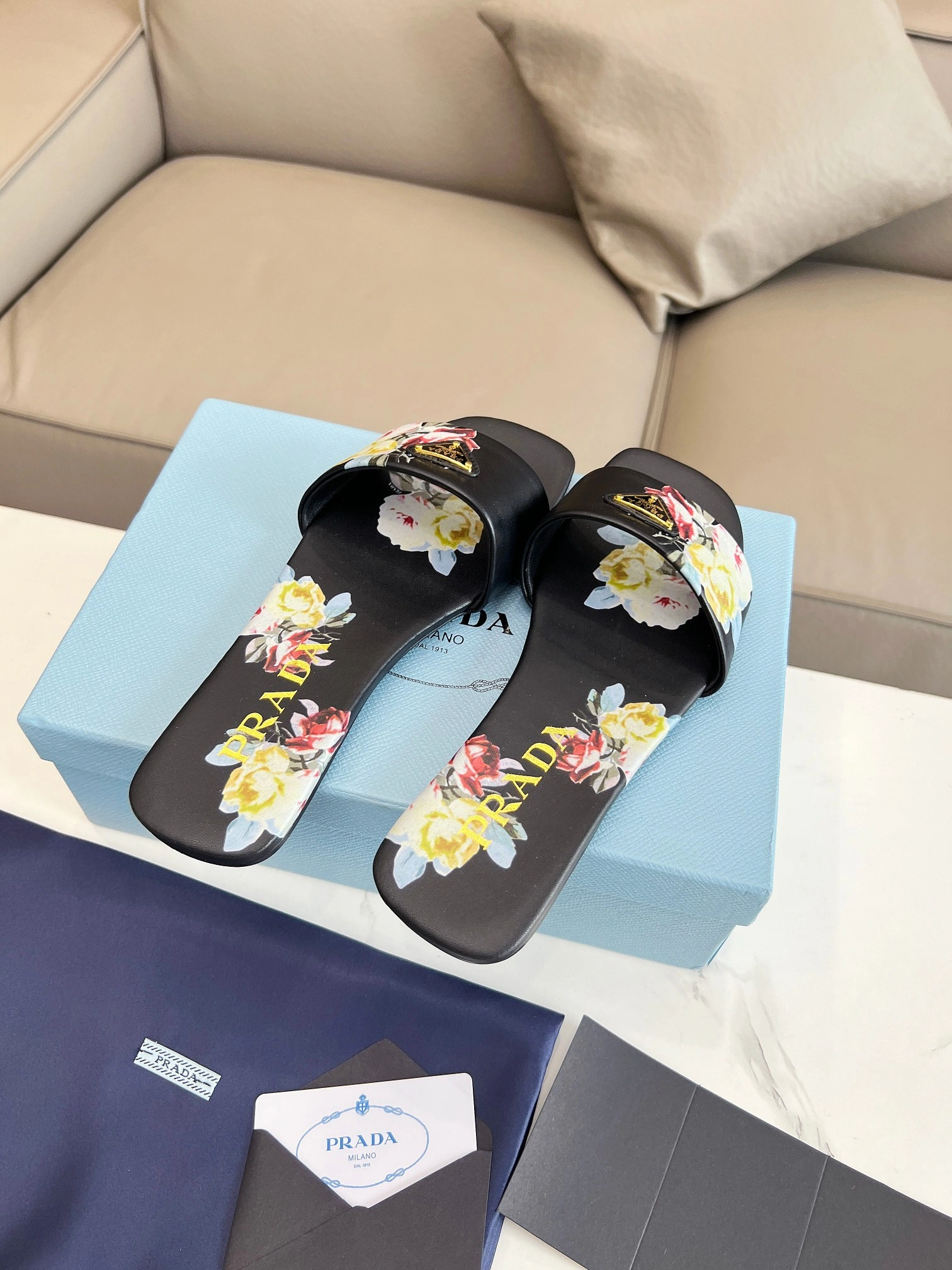 COCO-- Pr141 1XX355_3LPE_F0002_F_D005 sheepskin item:D-X000H2839