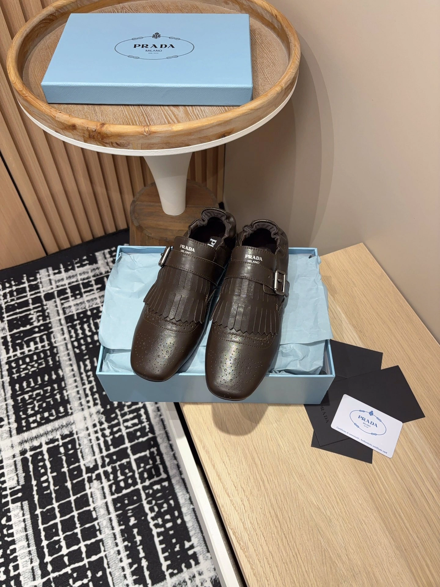 COCO-- Pr141 2EG473_7V6_F0192_F_G001 Calfskin sheepskin item:E-X158D0221