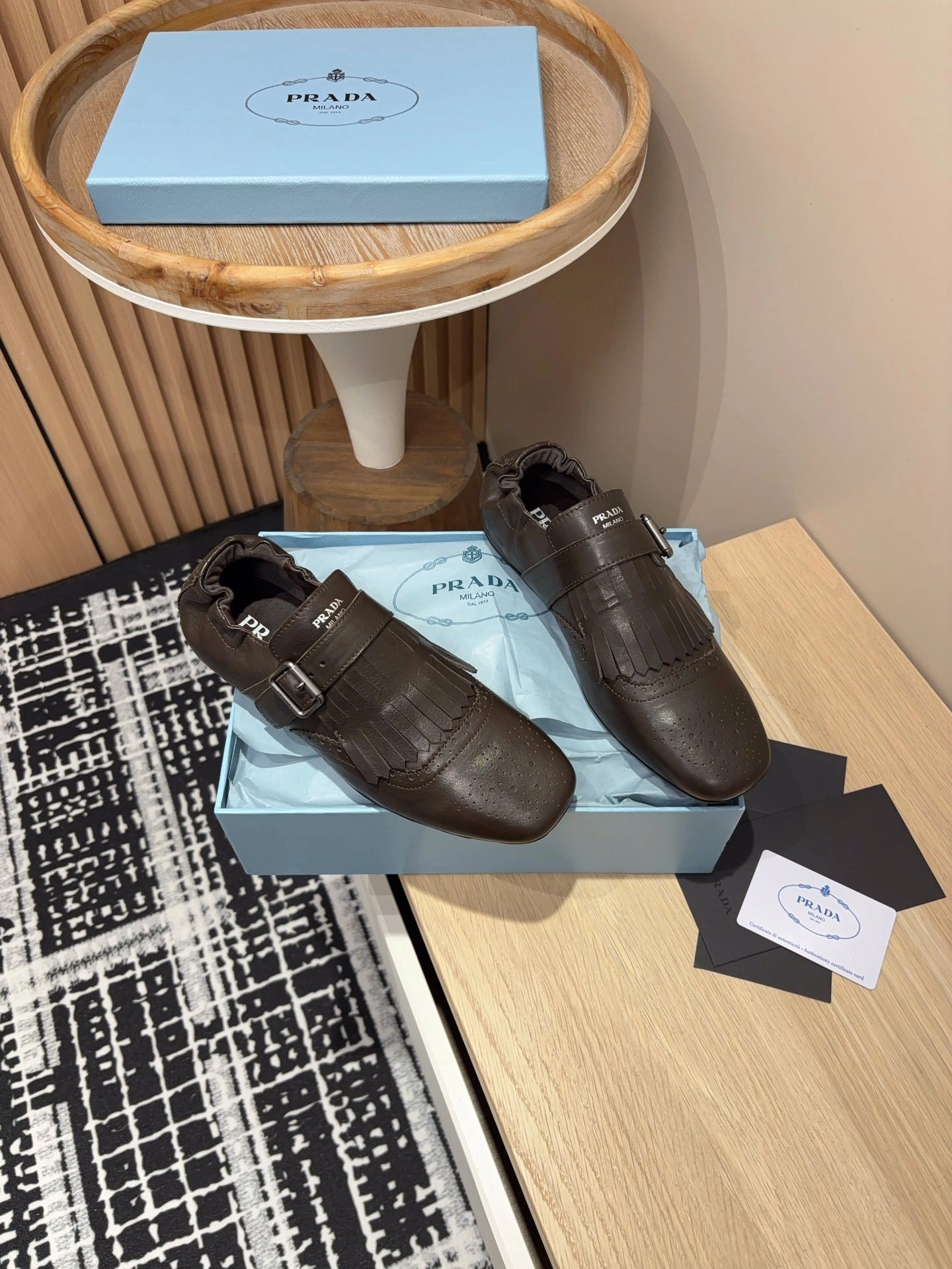 COCO-- Pr141 2EG473_7V6_F0192_F_G001 Calfskin sheepskin item:E-X158D0221