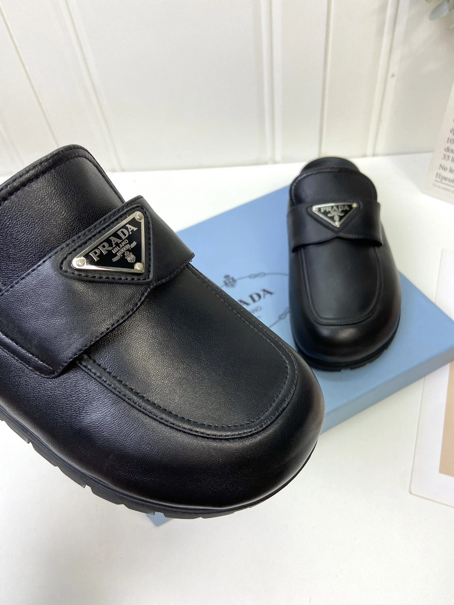 COCO-- Pr141 2S2956_8NQ_F0002_F_G000 cowhide item:D-X000I0419