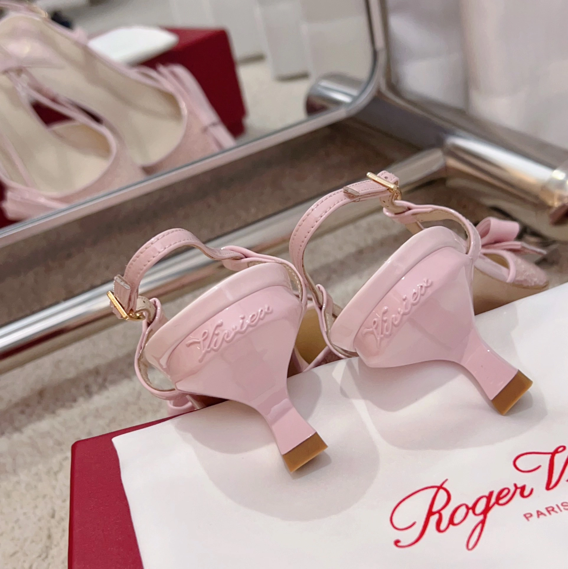 COCO-- RO65R RVW63836510SKJ1K47 lambskin item:E-X002F2009