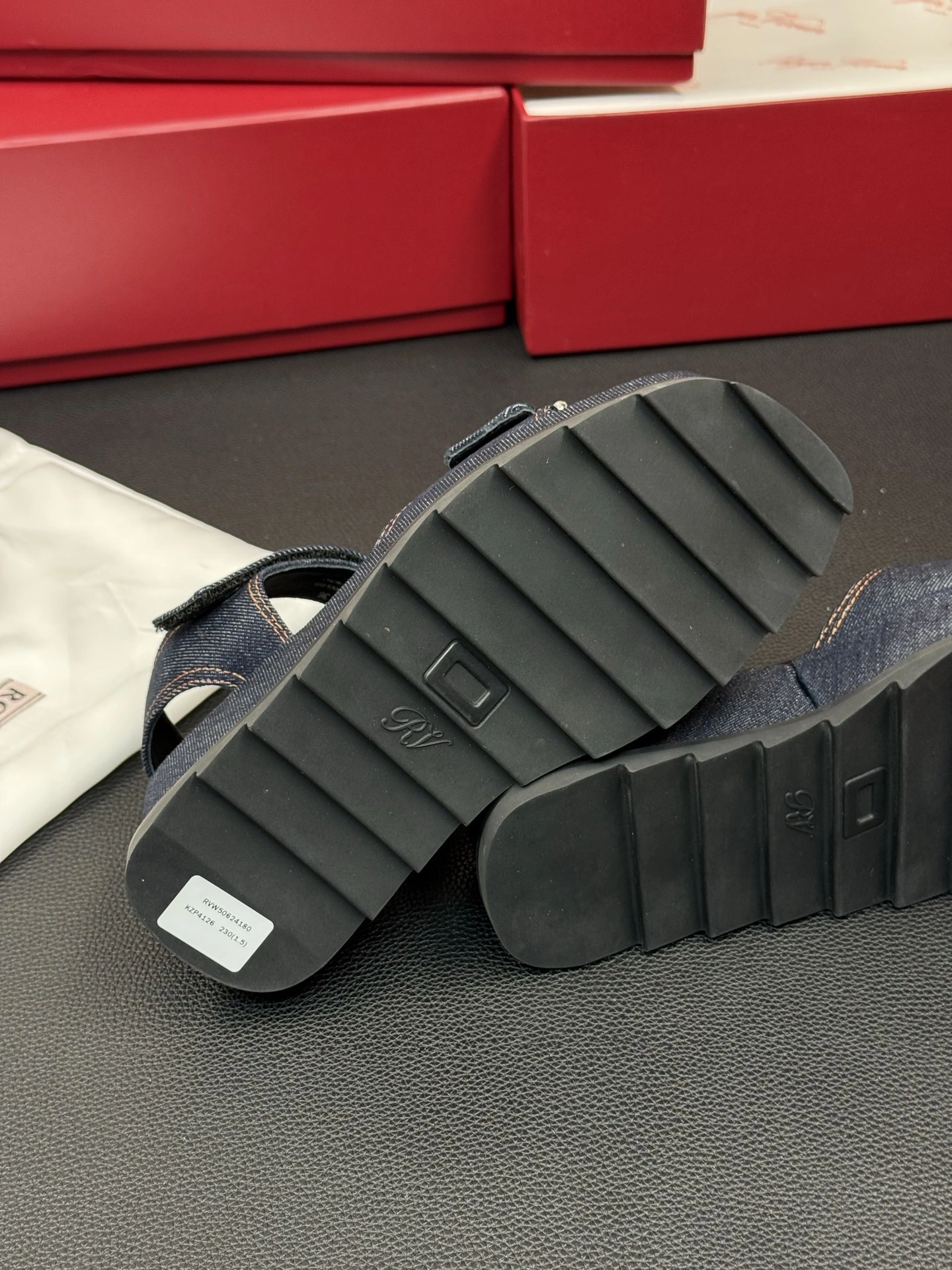 COCO-- RO65R RVW77542390EMNU820 Thick soles：7cm cowhide item:E-X062F0604