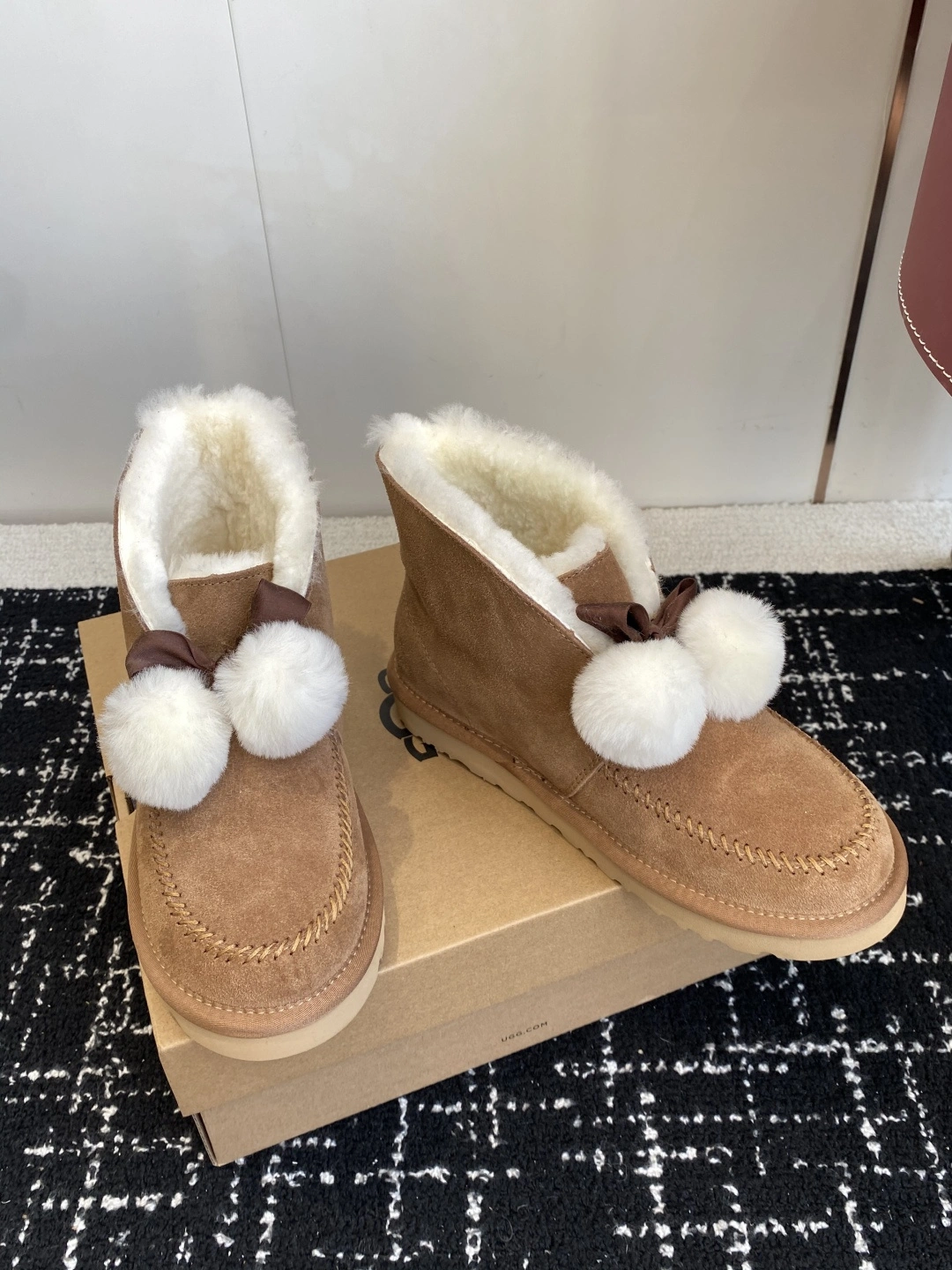 COCO-- U66 1153517-CHE sheepskin wool item:E-X000K1229