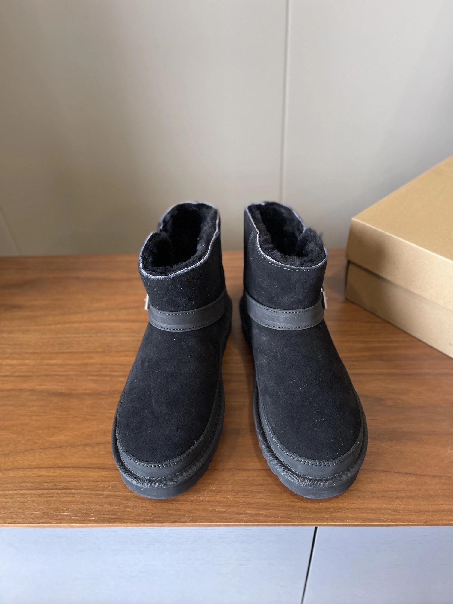 COCO-- U66 1174512 wool item:E-X003K1237