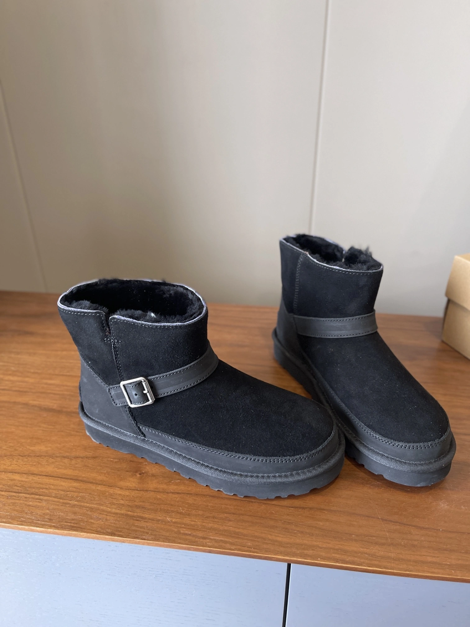 COCO-- U66 1174512 wool item:E-X003K1237