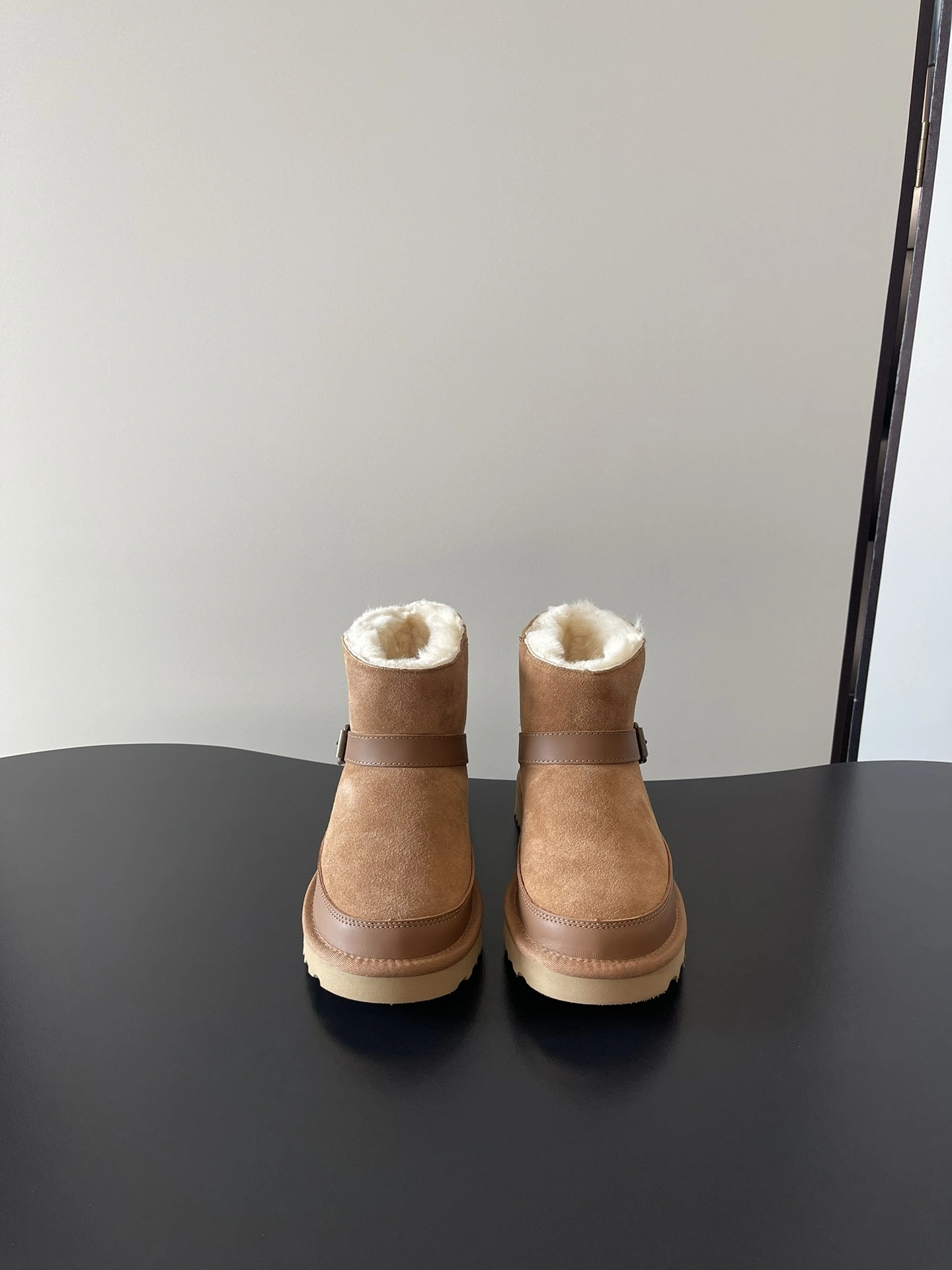 COCO-- U66 1174512 wool sheepskin Treadlite item:E-X000K1236