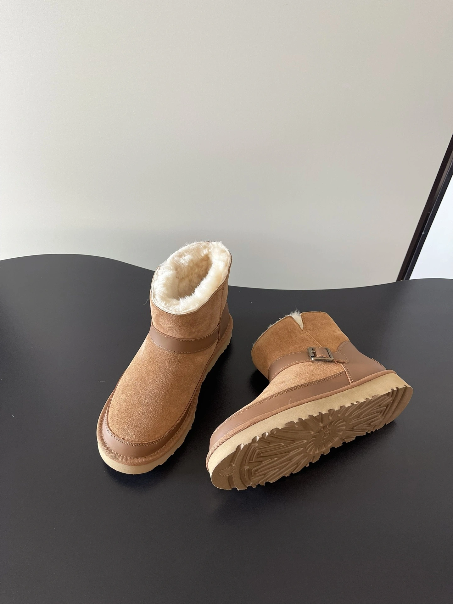 COCO-- U66 1174512 wool sheepskin Treadlite item:E-X000K1236