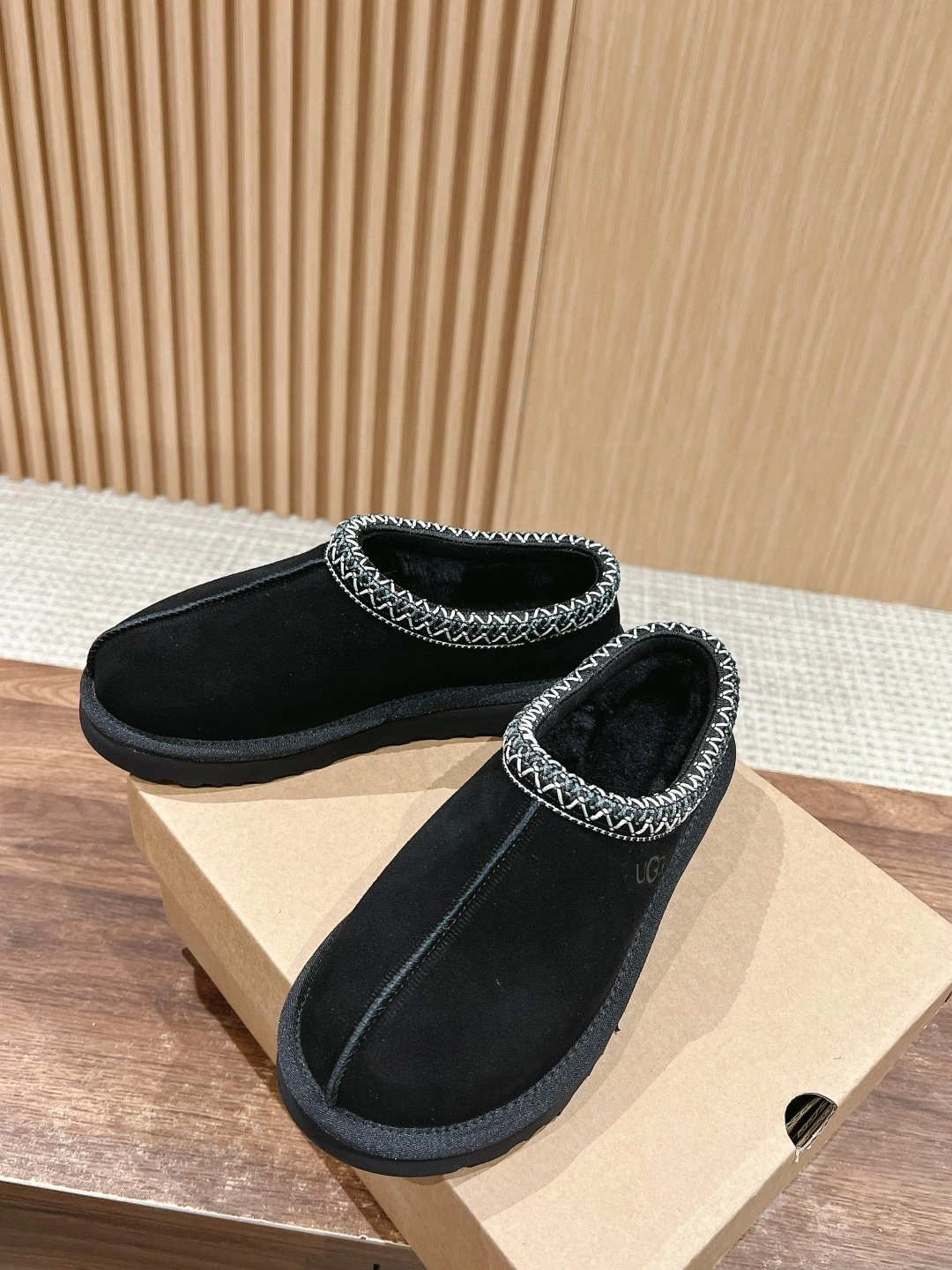 COCO-- U66 5955-BLK TAzz 4colour item:D-X555L2197-4H