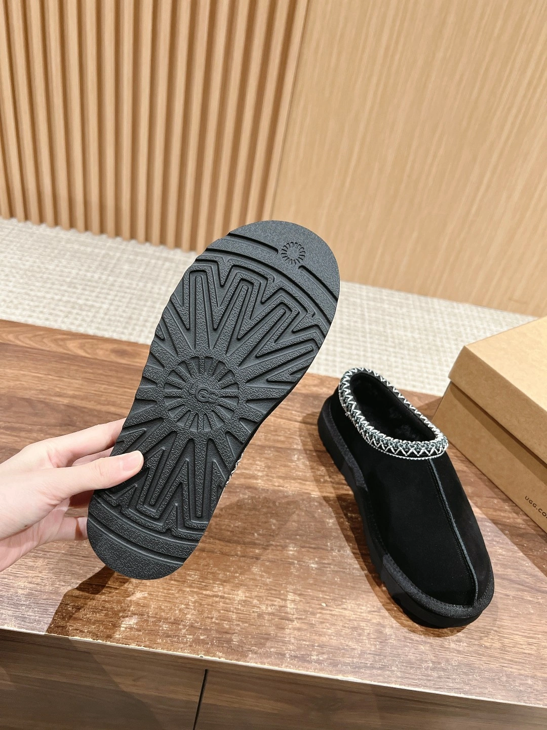 COCO-- U66 5955-BLK TAzz 4colour item:D-X555L2197-4H