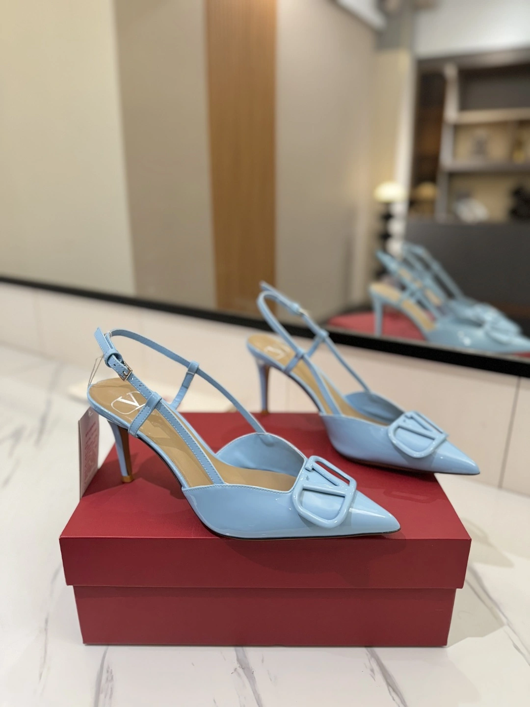 COCO-- V1859ti9o 2W2S0R01TMK097 Heel height：8CM goatskin item:E-X138C3042