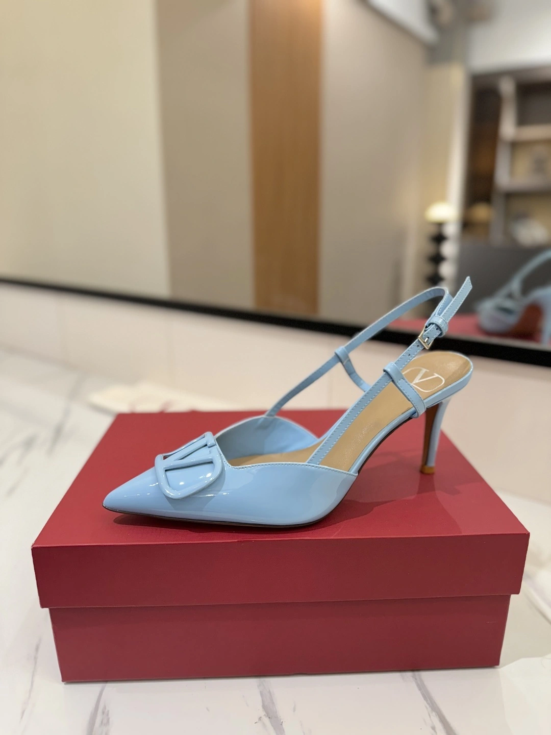 COCO-- V1859ti9o 2W2S0R01TMK097 Heel height：8CM goatskin item:E-X138C3042