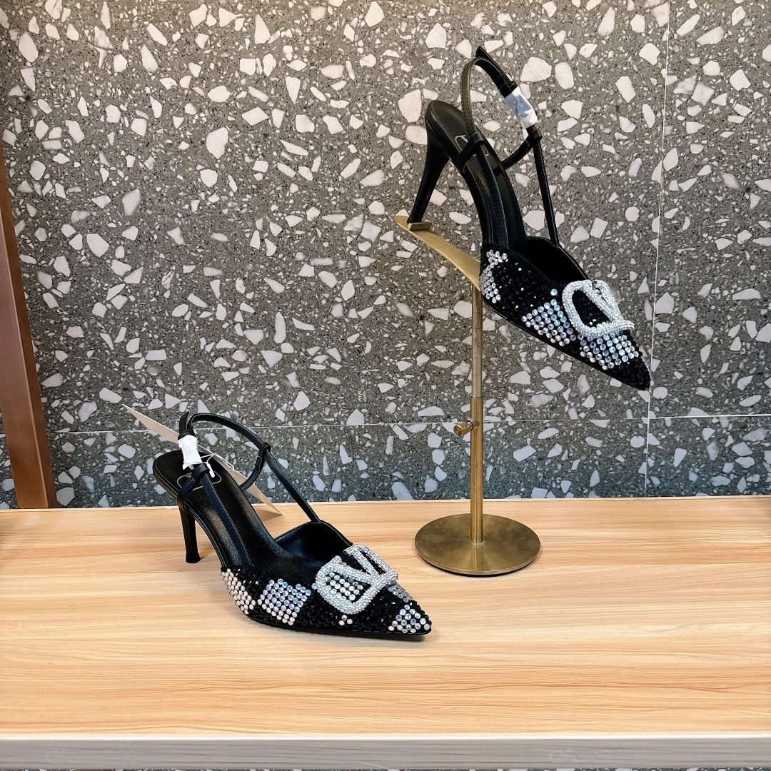 COCO-- V1859ti9o 3W0S0R01EWKZRN Heel height：8CM goatskin item:E-X032C3018