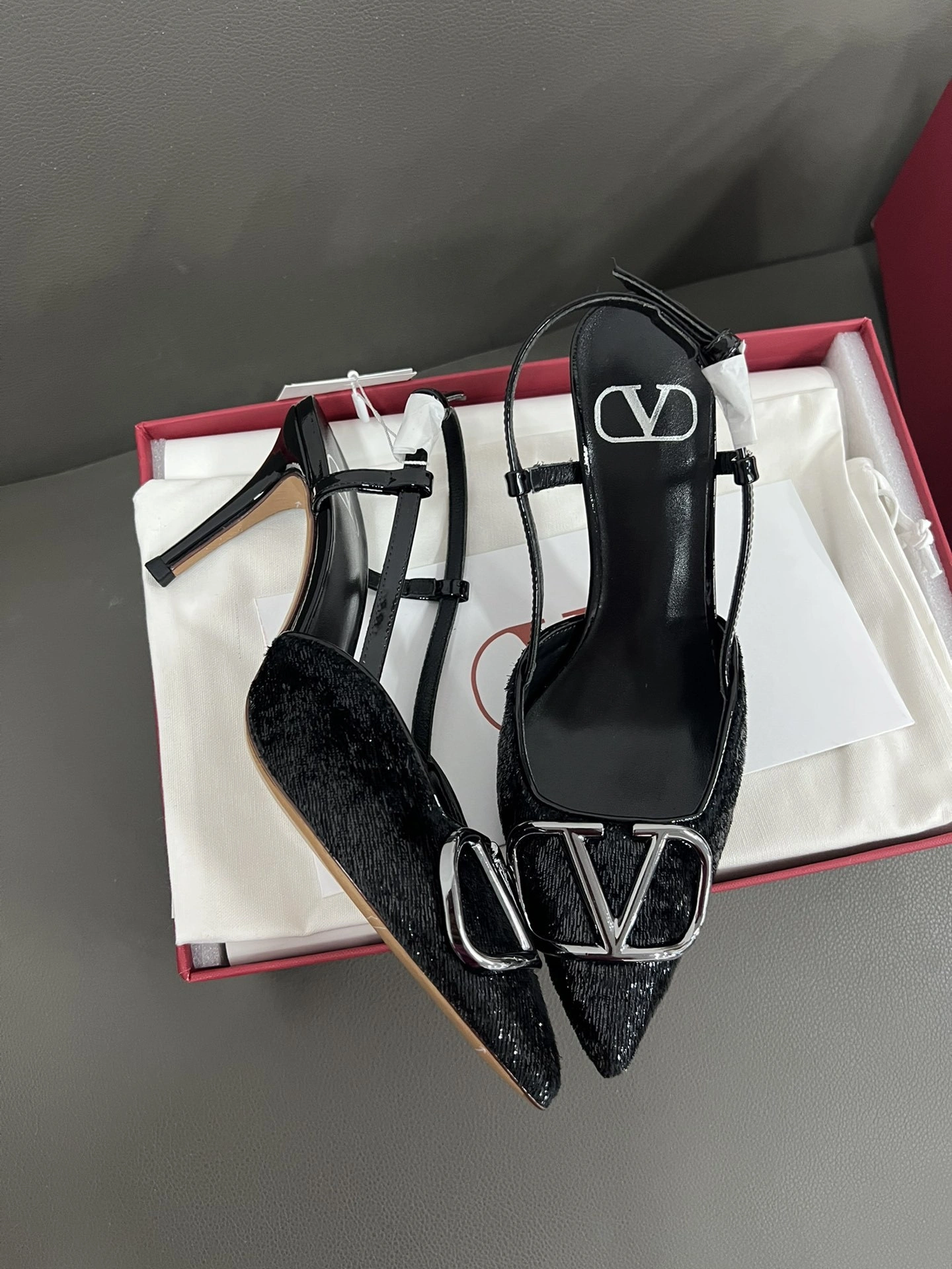COCO-- V1859ti9o 3W0S0R01ZCC0NO Heel height：8CM goatskin item:E-X032C3017