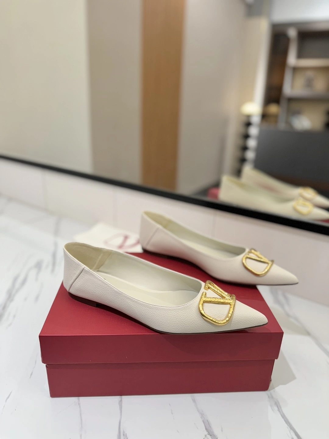 COCO-- V1859ti9o 4W2S0BH4RZRI16 Heel height：1CM goatskin Calfskin item:E-X138C3031