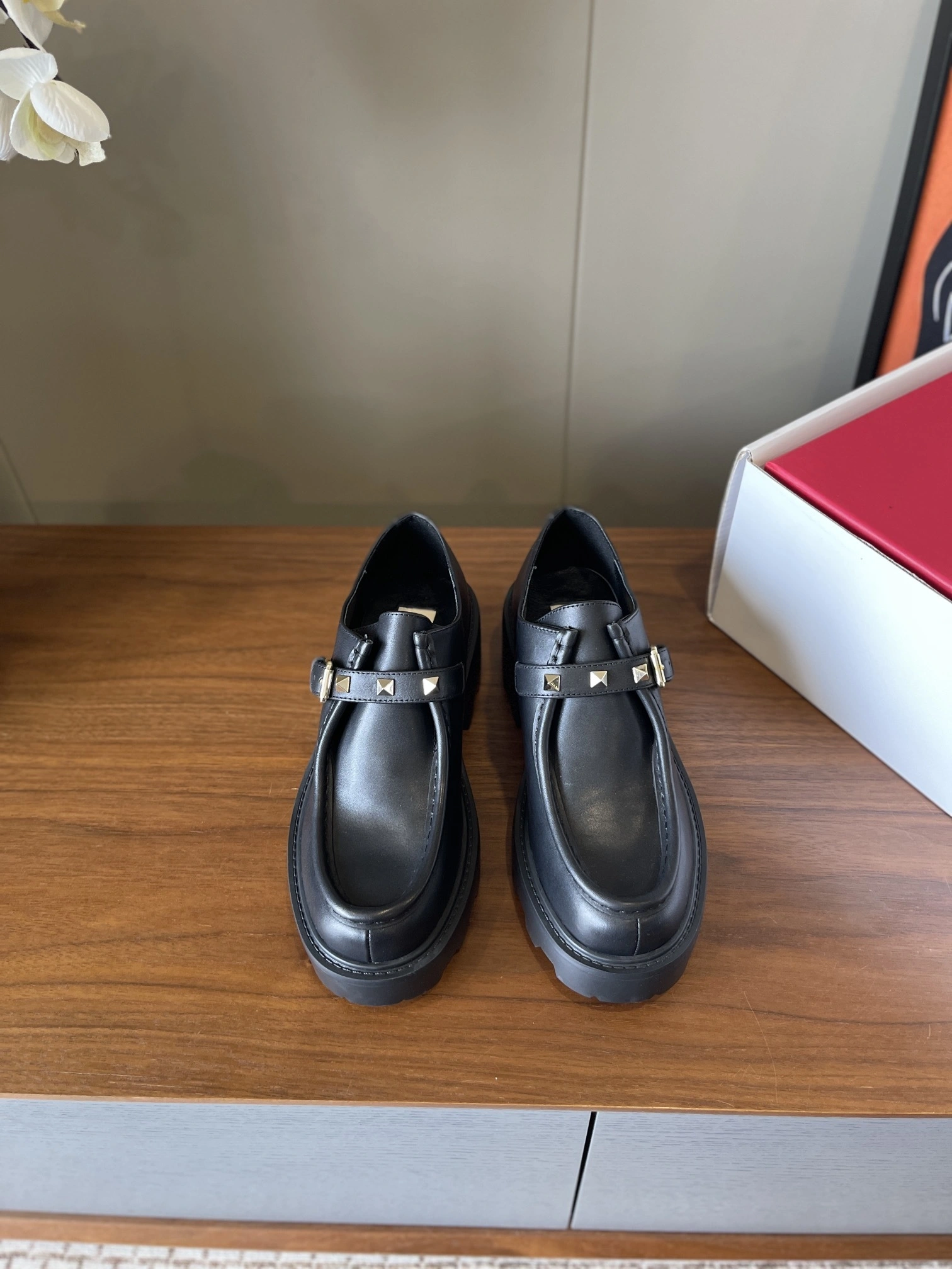 COCO-- V1859ti9o 5W0S0KU3AWE0NO Calfskin item:E-XW03J0913