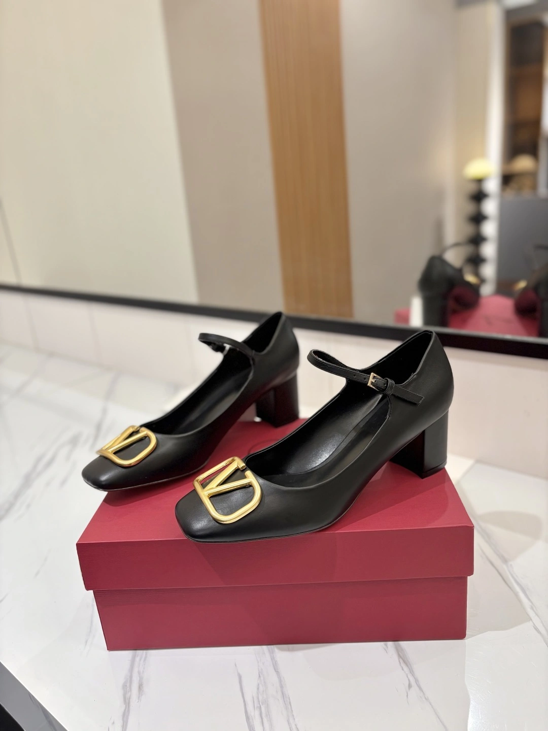 COCO-- V1859ti9o 5W2S0IA4DSH0NO Heel height：6CM cowhide sheepskin item:E-X138C3009
