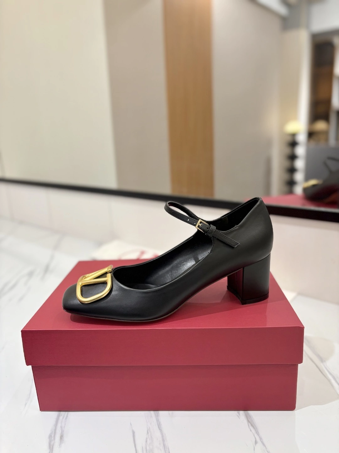 COCO-- V1859ti9o 5W2S0IA4DSH0NO Heel height：6CM cowhide sheepskin item:E-X138C3009