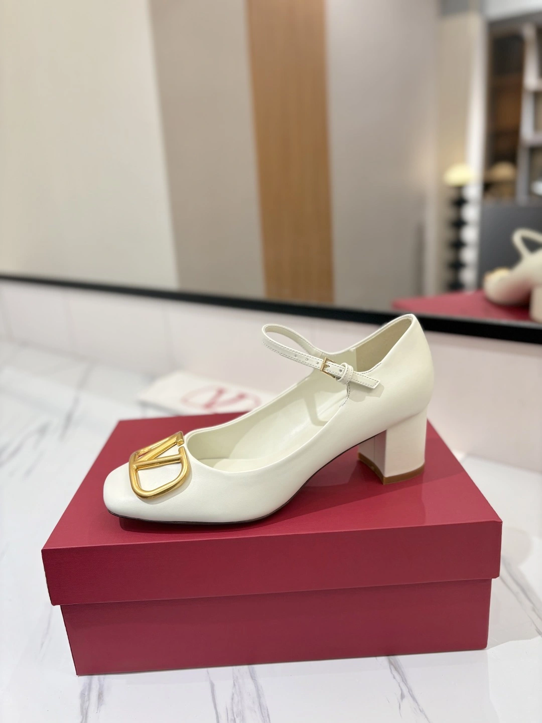 COCO-- V1859ti9o 5W2S0IA4DSHI16 Heel height：6CM cowhide sheepskin item:E-X138C3007
