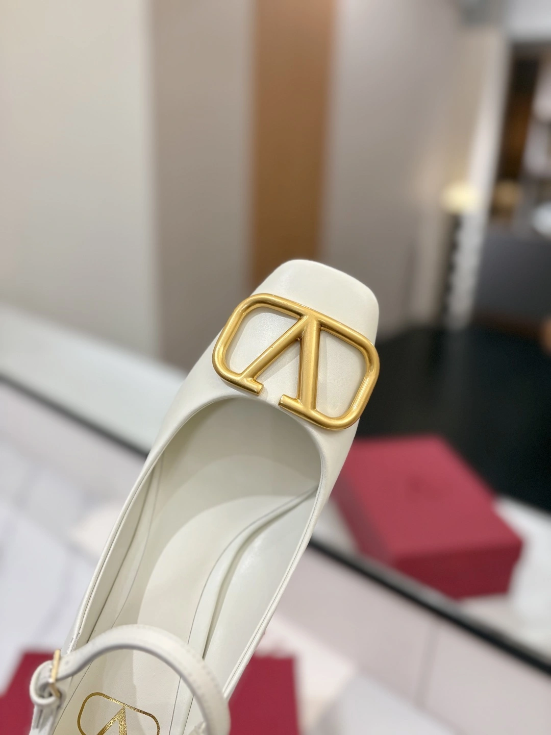 COCO-- V1859ti9o 5W2S0IA4DSHI16 Heel height：6CM cowhide sheepskin item:E-X138C3007