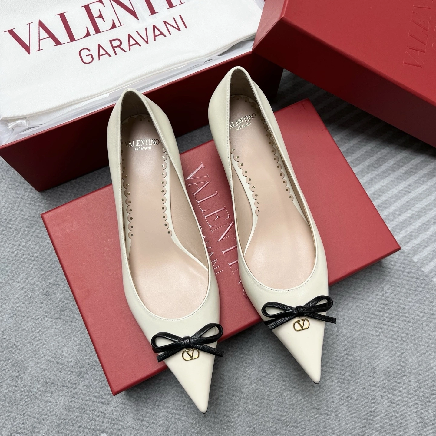 COCO-- V1859ti9o 6W2S0LQ0DALA81 sheephide item:E-X062H0646