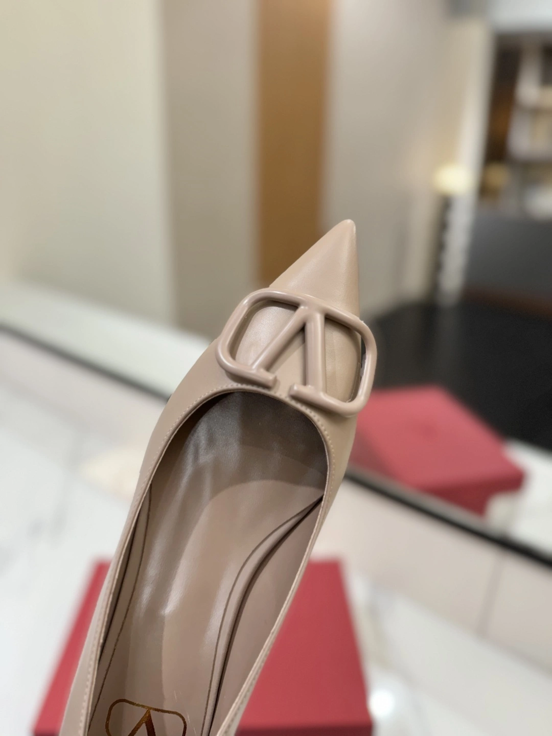 COCO-- V1859ti9o TW2S0T72MZFP45 Heel height：1CM goatskin Calfskin item:E-X138C3029