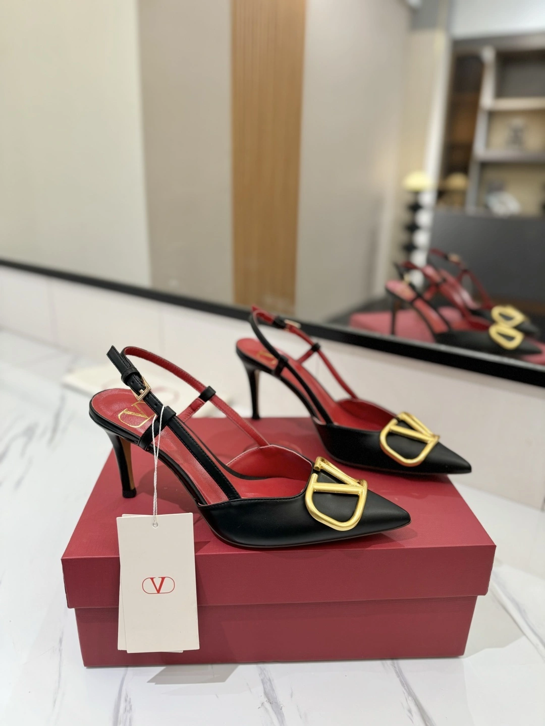 COCO-- V1859ti9o VW2S0R01DSH0NO Heel height：8CM goatskin cowhide item:E-X138C3043