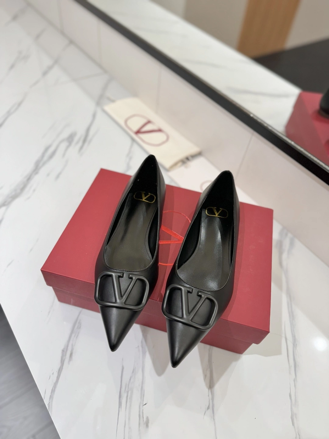 COCO-- V1859ti9o VW2S0T72MZF0NO Heel height：1CM goatskin Calfskin item:E-X138C3030