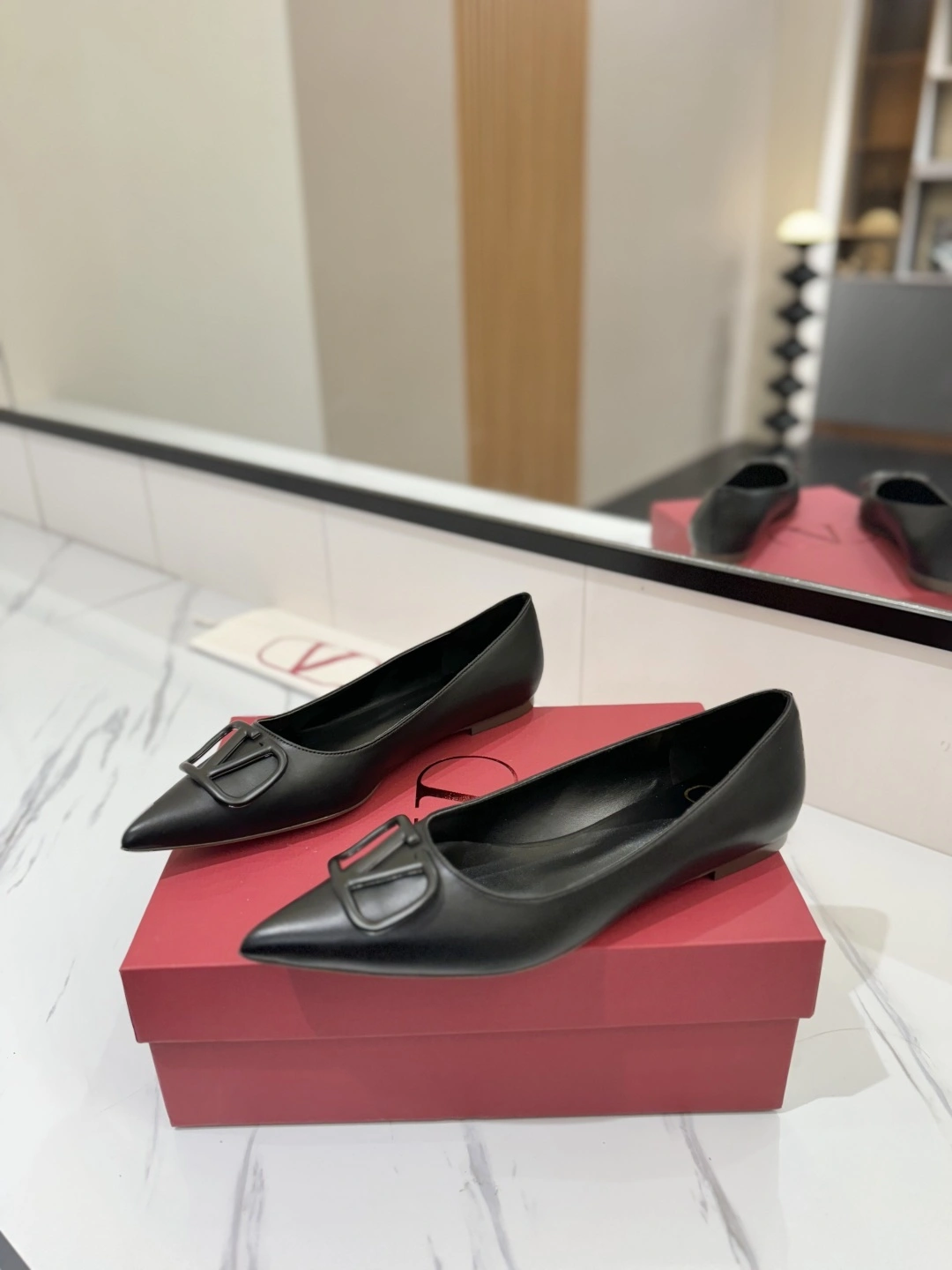 COCO-- V1859ti9o VW2S0T72MZF0NO Heel height：1CM goatskin Calfskin item:E-X138C3030