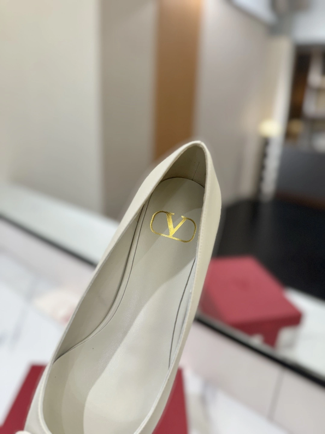 COCO-- V1859ti9o VW2S0T72MZFI16 Heel height：1CM goatskin Calfskin item:E-X138C3028