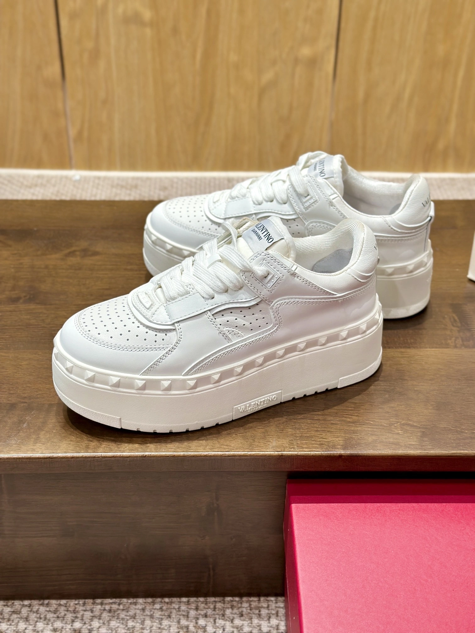 COCO-- V1859ti9o WS0IG5RDG0BO Calfskin item:E-X230F1816
