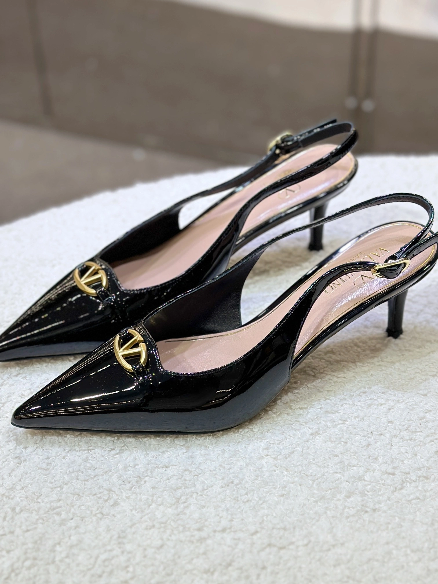 COCO-- V1859ti9o WS0JB7LHS0NO Heel height：6CM Calfskin sheepskin item:E-X187A1038