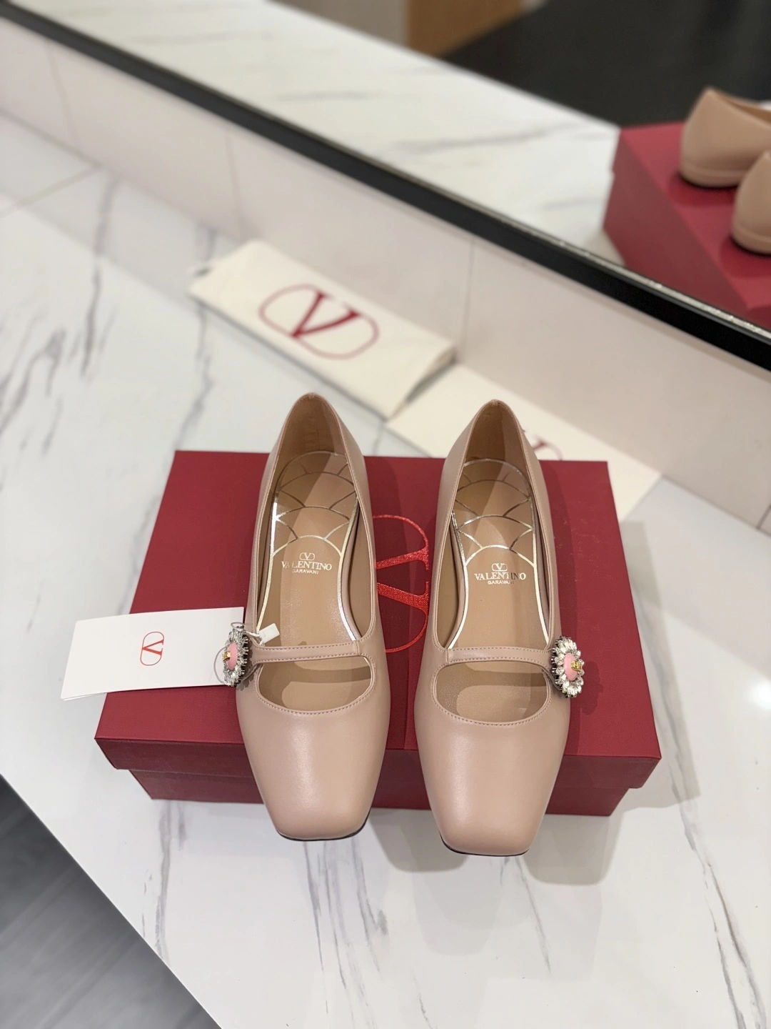 COCO-- V1859ti9o WS0LL7DHSD3Y sheephide item：E-X000J3839