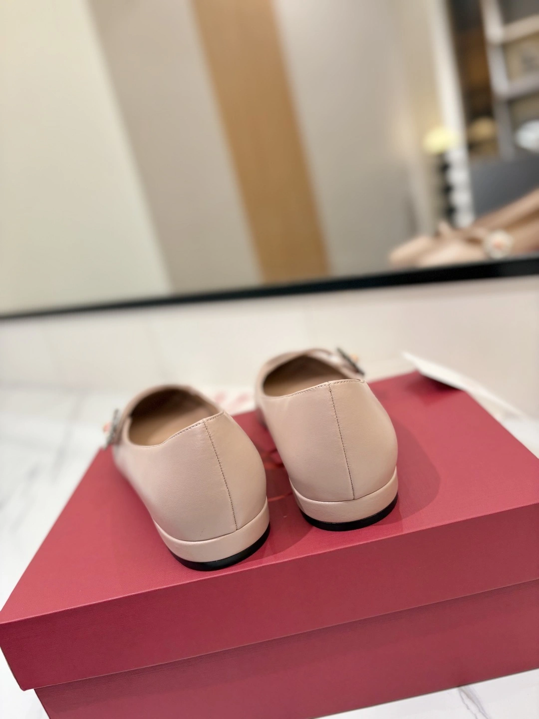 COCO-- V1859ti9o WS0LL7DHSD3Y sheephide item：E-X000J3839