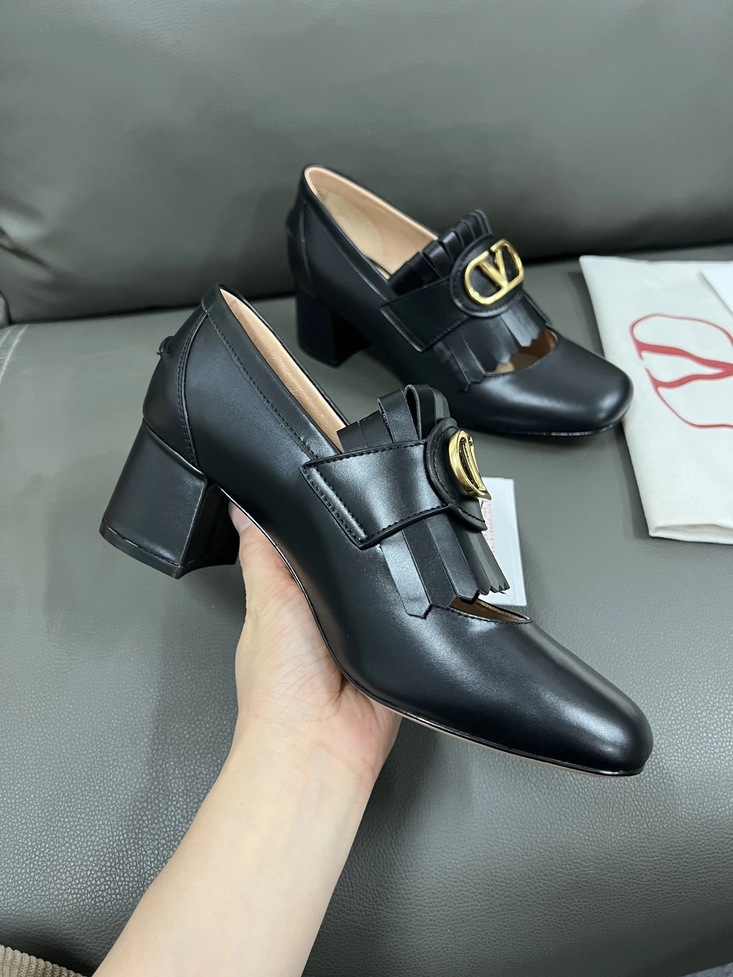 COCO-- V1859ti9o WS0LP7DSH0NO Heel height： 6CM Calfskin item:E-X194D4040