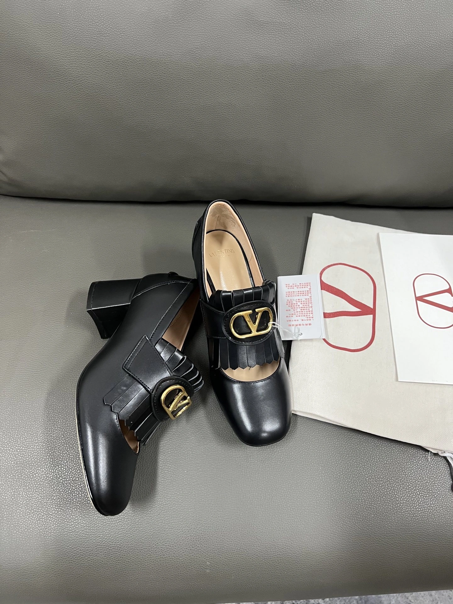 COCO-- V1859ti9o WS0LP7DSH0NO Heel height： 6CM Calfskin item:E-X194D4040